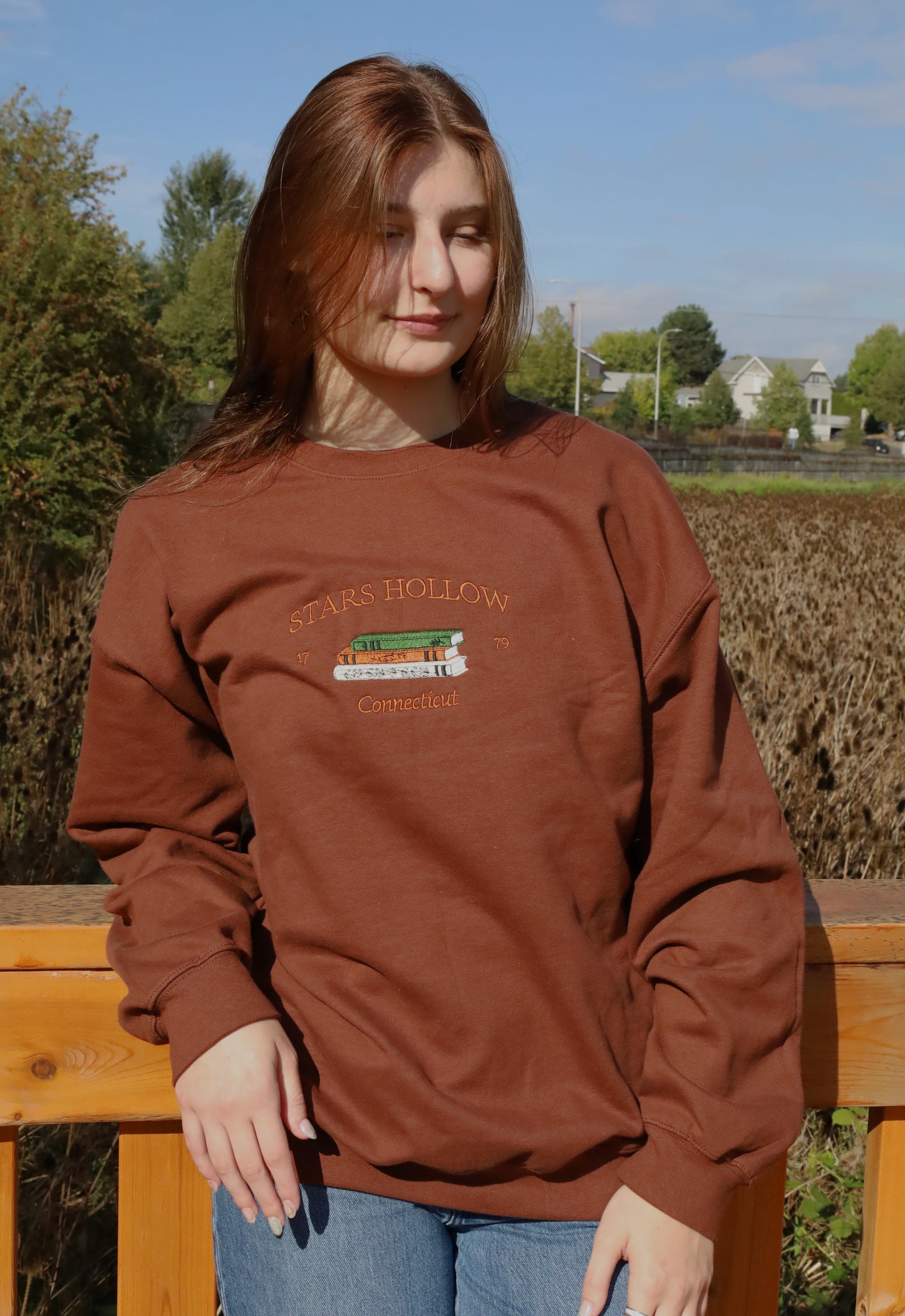Gilmore Girls Stars Hollow Connecticut Embroidered Crewneck Sweatshirt